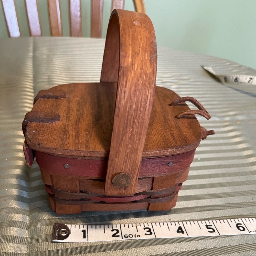 Longaberger Small Handwoven Wooden Basket Box with Red Accent - Picture 4 of 10